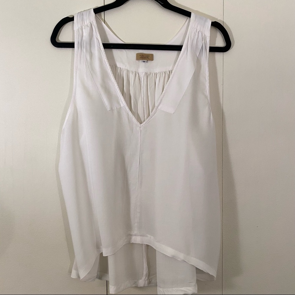 ✨5 FOR 35$ ✨ White Flowy Top